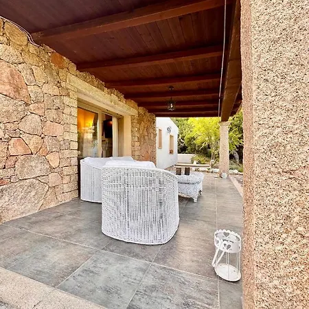 Rosemary Countryside Villa